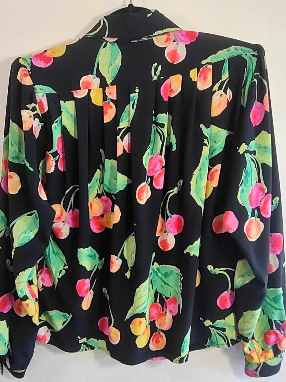 Vintage Ungaro Parallele Silk Blouse Italy Designer Sz Medium Vibrant Fruit Chic - Picture 6 of 10